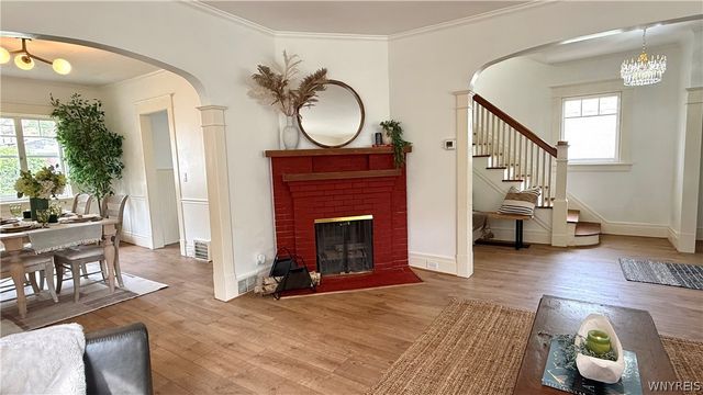 75 West Hazeltine Avenue, Tonawanda, NY 14217