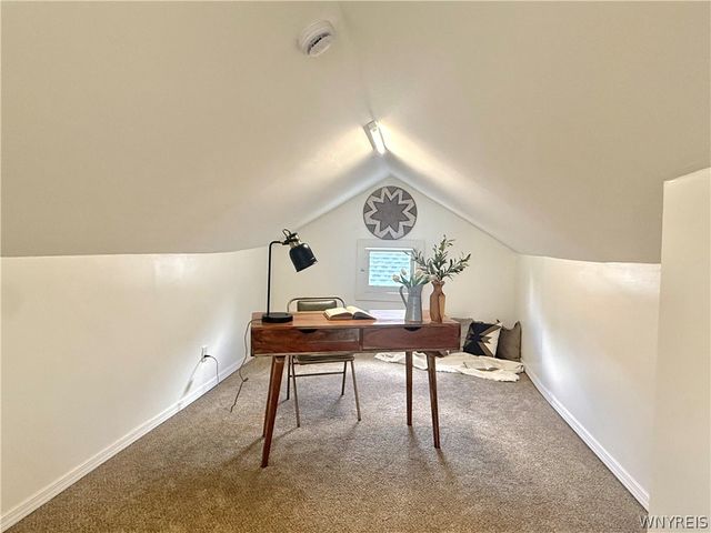 75 West Hazeltine Avenue, Tonawanda, NY 14217