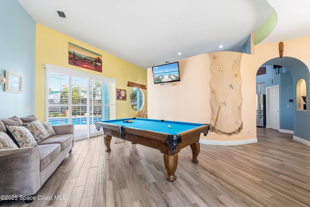 452 Veracruz Boulevard, Indialantic, FL 32903