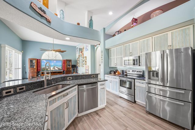 452 Veracruz Boulevard, Indialantic, FL 32903