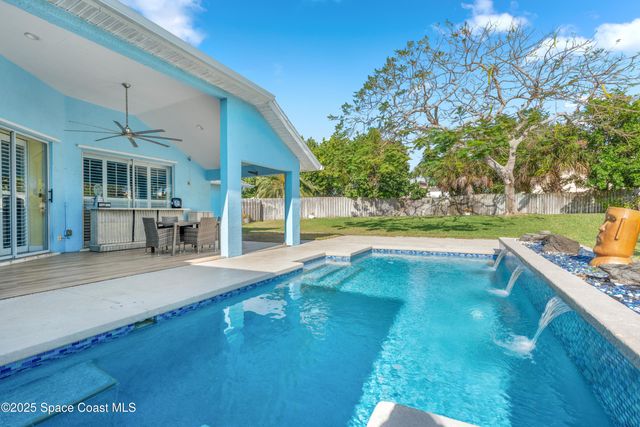 452 Veracruz Boulevard, Indialantic, FL 32903