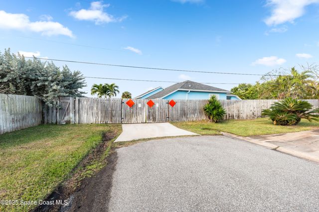 452 Veracruz Boulevard, Indialantic, FL 32903