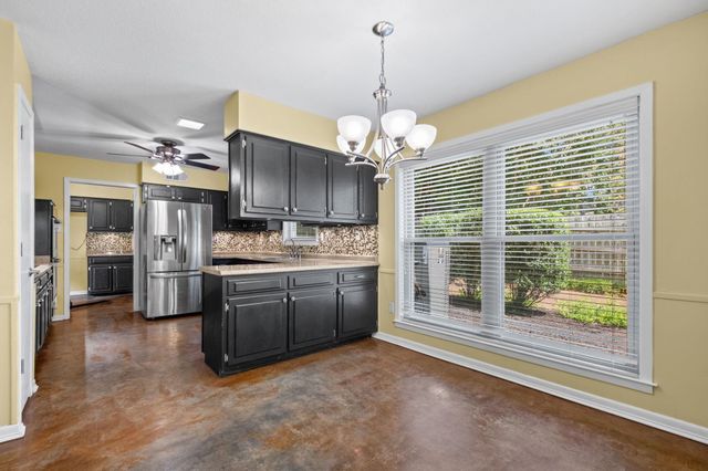 2174 MONTEGO DR, Memphis, TN 38016