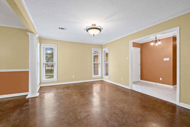 2174 MONTEGO DR, Memphis, TN 38016