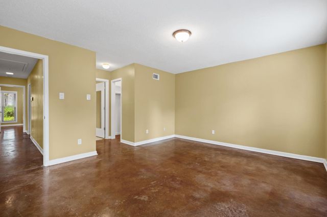 2174 MONTEGO DR, Memphis, TN 38016