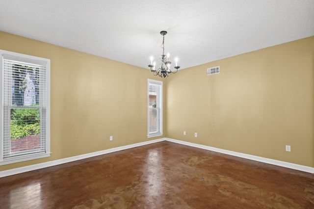 2174 MONTEGO DR, Memphis, TN 38016