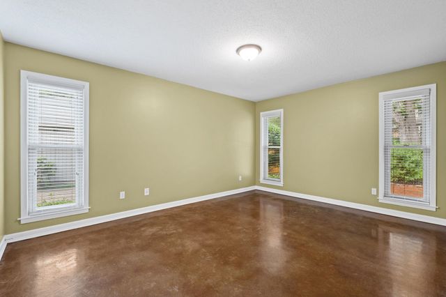2174 MONTEGO DR, Memphis, TN 38016