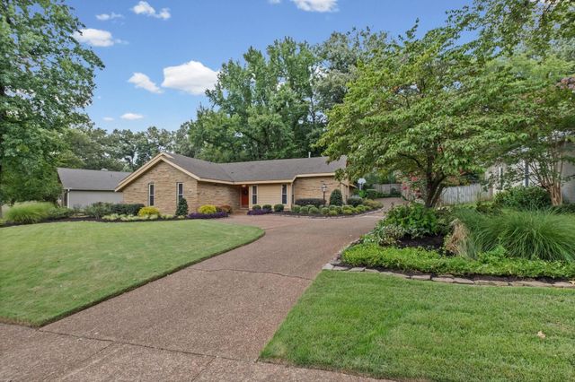 2174 MONTEGO DR, Memphis, TN 38016
