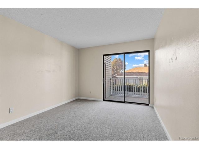921 Walden St 108, Aurora, CO 80017
