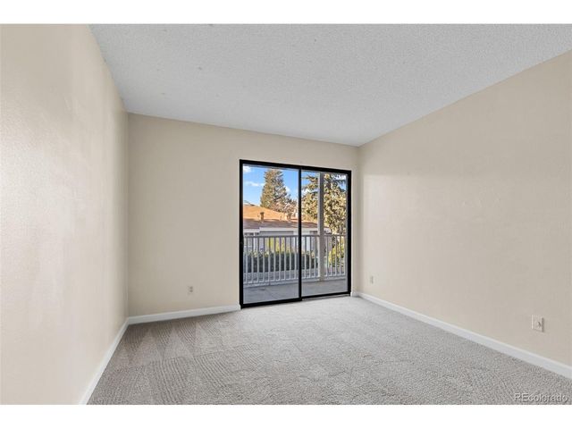 921 Walden St 108, Aurora, CO 80017