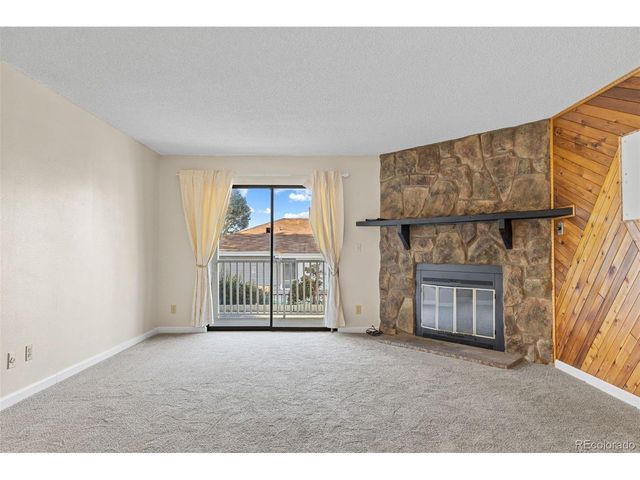 921 Walden St 108, Aurora, CO 80017