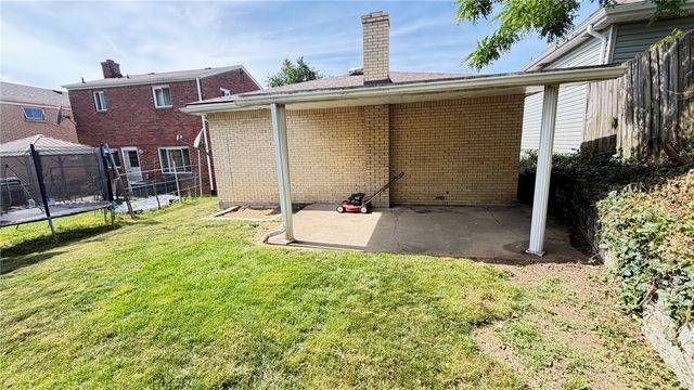 2972 Ruthwood Ave, Baldwin Boro, PA 15227