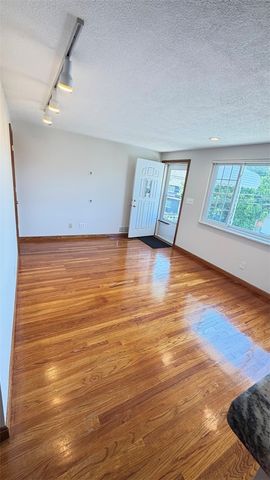 2972 Ruthwood Ave, Baldwin Boro, PA 15227
