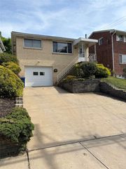 2972 Ruthwood Ave, Baldwin Boro, PA 15227