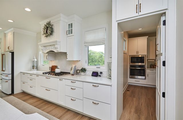 11174 NW 108th Court, Granger, IA 50109