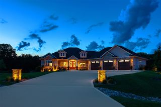11174 NW 108th Court, Granger, IA 50109