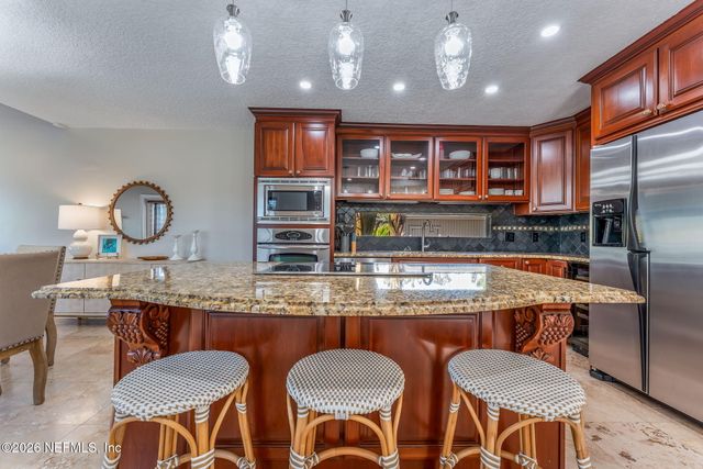 45 LAKE JULIA Drive S, Ponte Vedra Beach, FL 32082