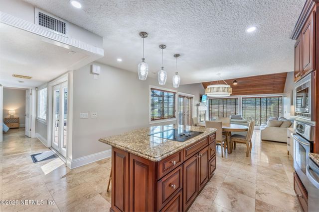 45 LAKE JULIA Drive S, Ponte Vedra Beach, FL 32082