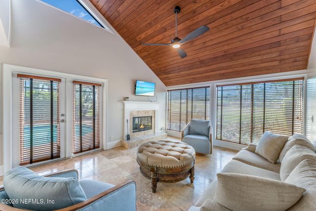45 LAKE JULIA Drive S, Ponte Vedra Beach, FL 32082