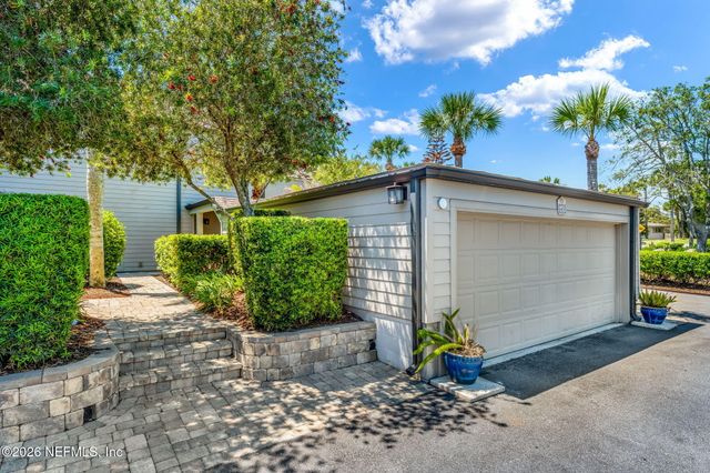 45 LAKE JULIA Drive S, Ponte Vedra Beach, FL 32082