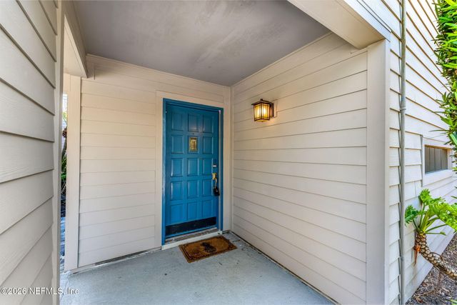 45 LAKE JULIA Drive S, Ponte Vedra Beach, FL 32082
