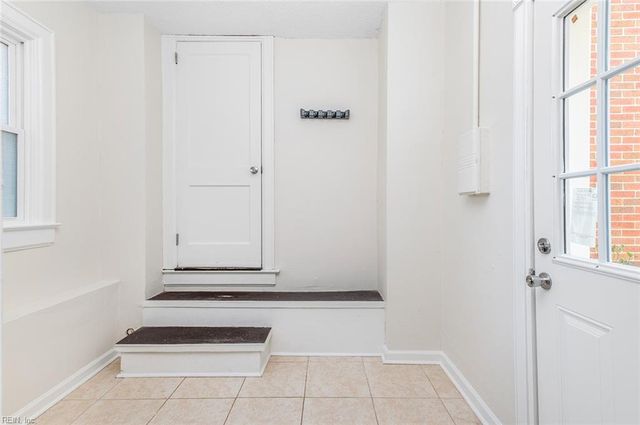 4609 Kemp DR, Portsmouth, VA 23703