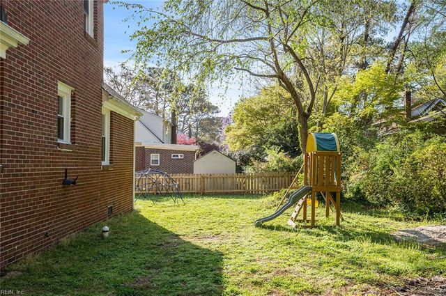 4609 Kemp DR, Portsmouth, VA 23703