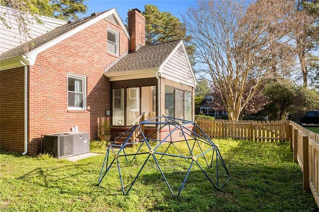 4609 Kemp DR, Portsmouth, VA 23703