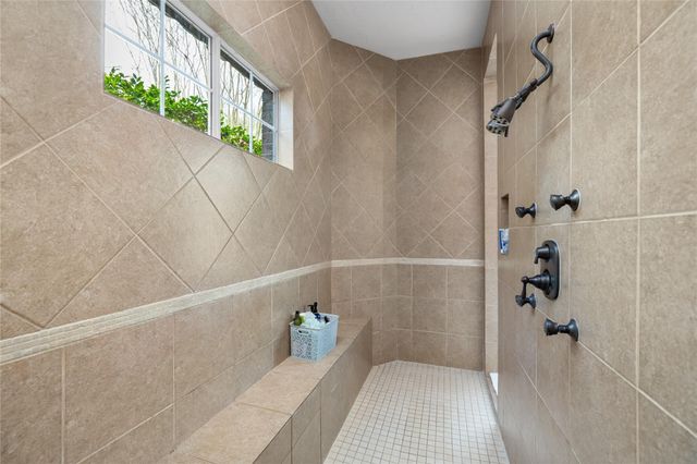 12118 W Allen Shore Drive, Cypress, TX 77433
