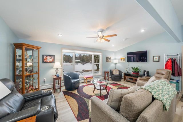 W6329 PENINSULA COURT, Neshkoro, WI 54960