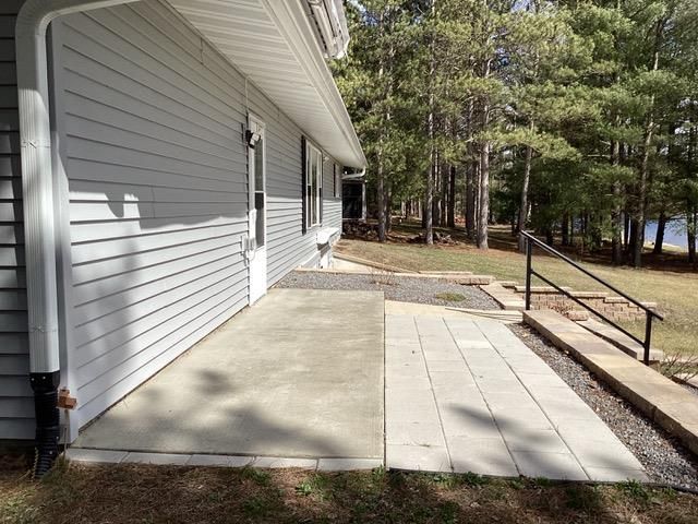 W6329 PENINSULA COURT, Neshkoro, WI 54960