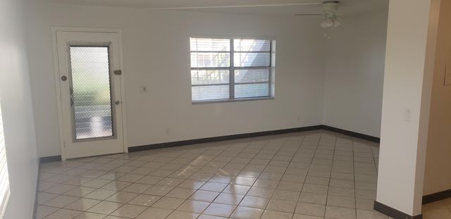 529 Burgundy L, Delray Beach, FL 33484