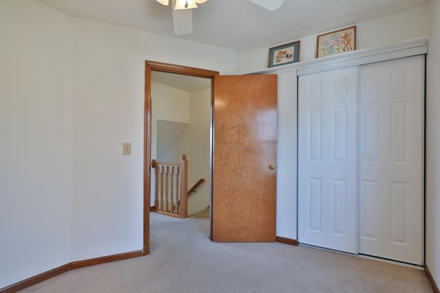 6736 Riverside Glen Court, Dublin, OH 43017