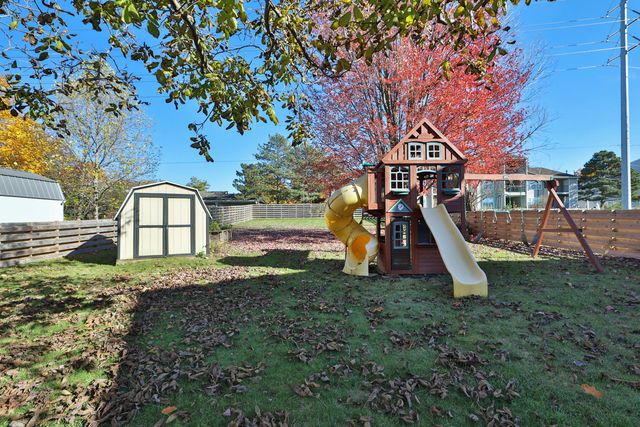6736 Riverside Glen Court, Dublin, OH 43017