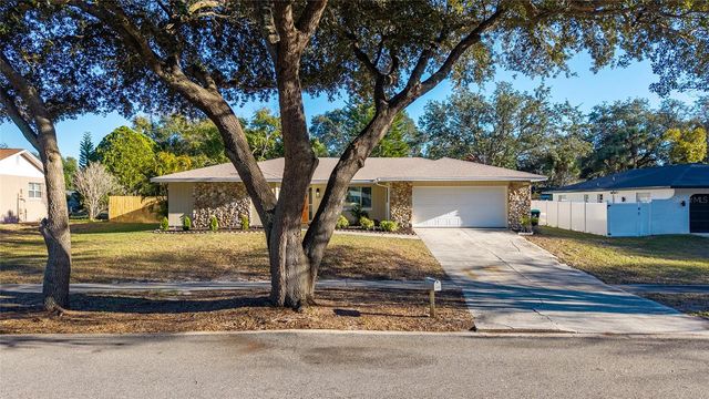 6649 PAMPUS DRIVE, Orlando, FL 32819