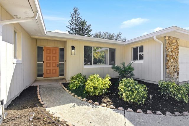 6649 PAMPUS DRIVE, Orlando, FL 32819