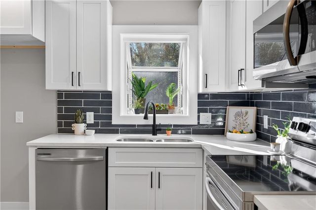 4651 Cedar Brook SE Drive, Conyers, GA 30094