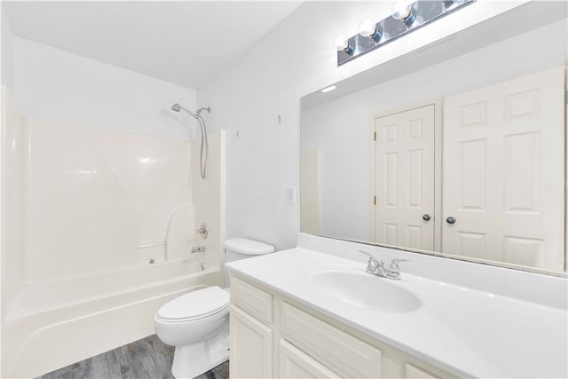6700 SW Shady Road, Bentonville, AR 72713