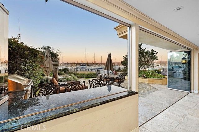 900 E Balboa Blvd, Newport Beach, CA 92661