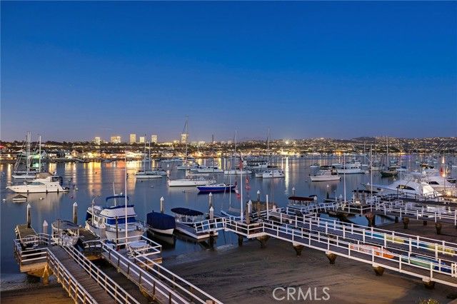 900 E Balboa Blvd, Newport Beach, CA 92661