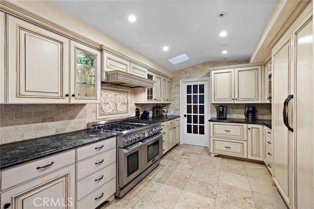 900 E Balboa Blvd, Newport Beach, CA 92661