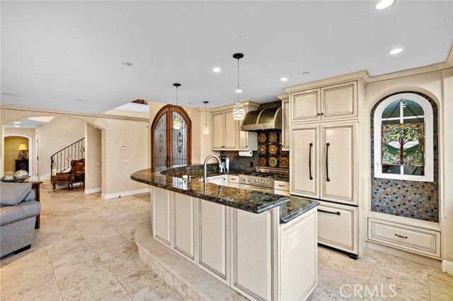 900 E Balboa Blvd, Newport Beach, CA 92661