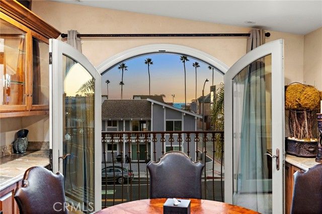 900 E Balboa Blvd, Newport Beach, CA 92661