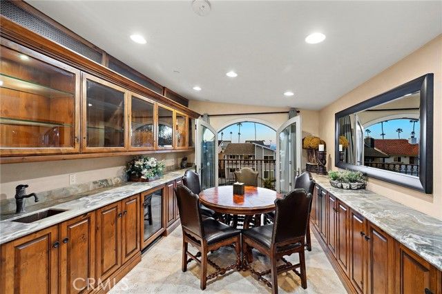 900 E Balboa Blvd, Newport Beach, CA 92661