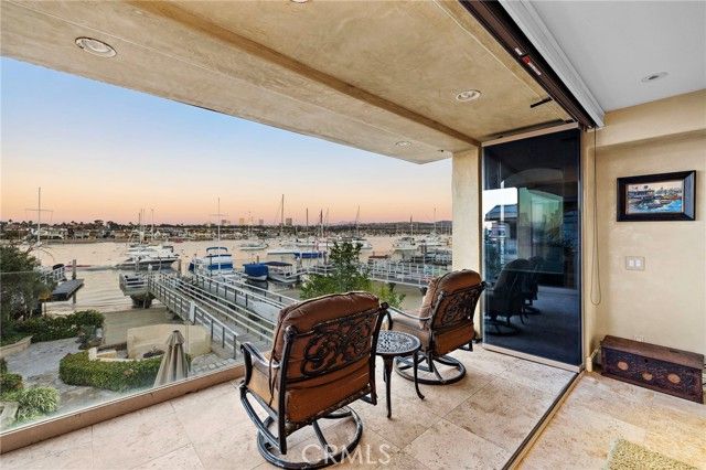 900 E Balboa Blvd, Newport Beach, CA 92661