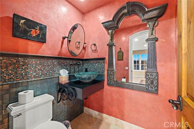 900 E Balboa Blvd, Newport Beach, CA 92661