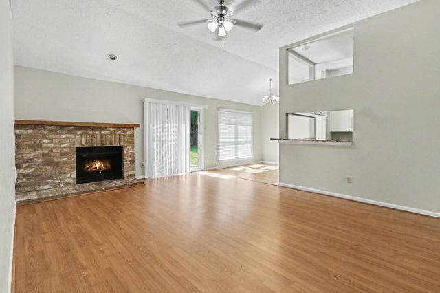 7731 Western Oak Lane, Houston, TX 77040