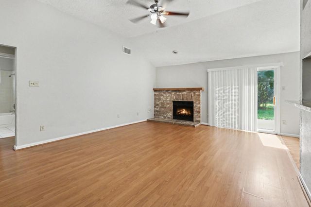 7731 Western Oak Lane, Houston, TX 77040