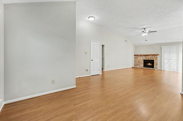 7731 Western Oak Lane, Houston, TX 77040