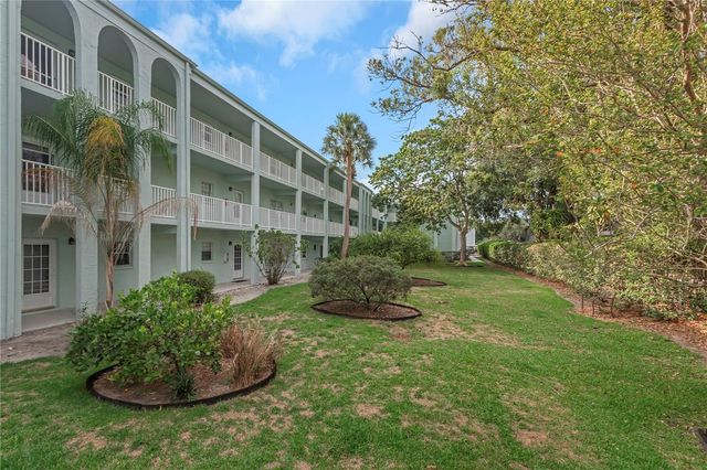 1706 BELLEAIR FOREST DRIVE 222, Belleair, FL 33756